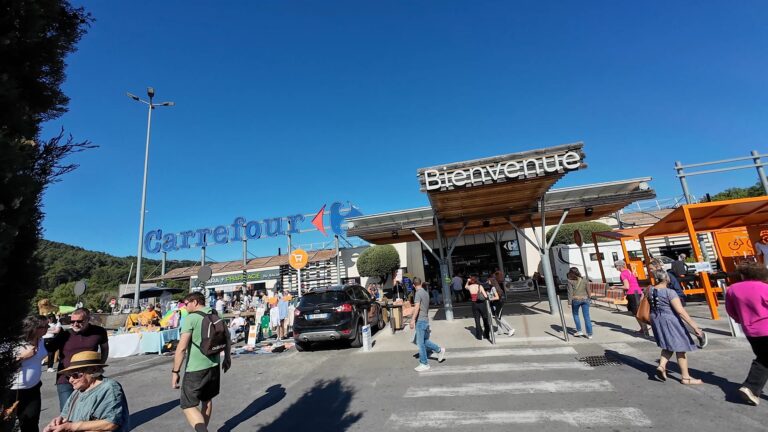 Brocante du 1er mai au Carrefour Salamandrier et Brocante d&rsquo;automne au Parking d&rsquo;Azemar (2012-…